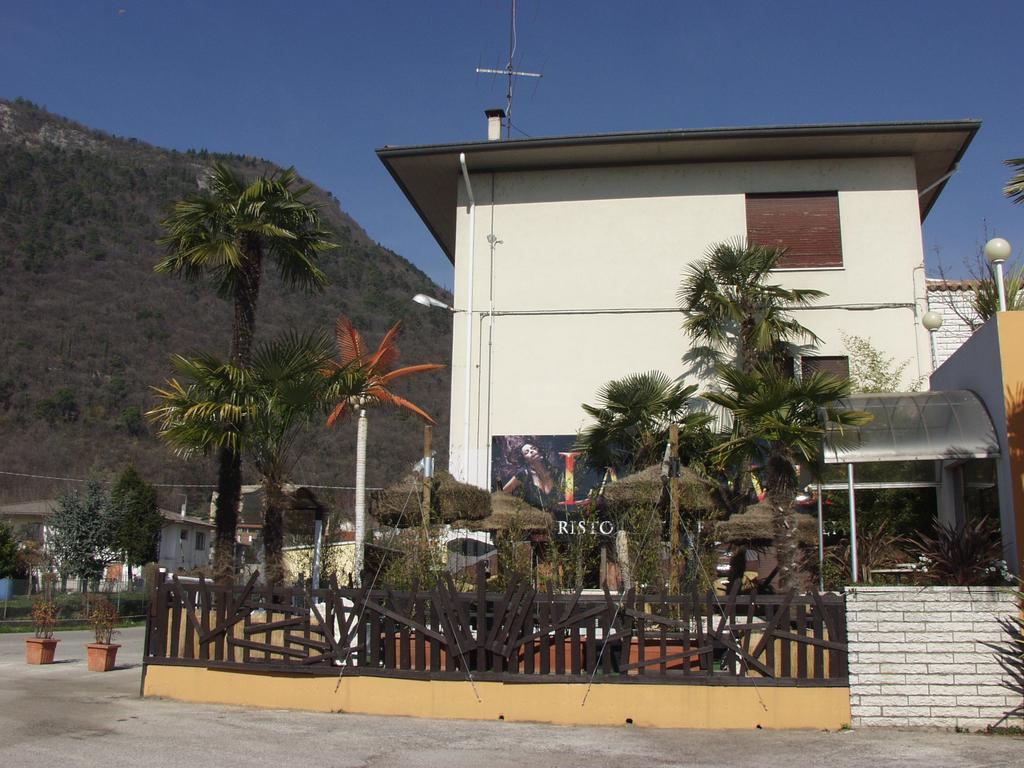 Hotel Cubamia Romano D'Ezzelino Kültér fotó